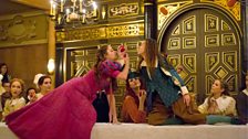 Eurydice (Louise Alder) & Orpheus (Mary Bevan) in Luigi Rossi's Orpheus from the Sam Wanamaker Playhouse