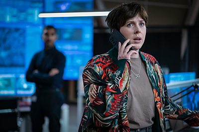 Saj Sidhu (PARTH THAKERAR) & Abby Aysgarth (ALEXANDRA ROACH) in Nightsleeper (Credit: BBC/Euston Films/Mark Mainz)